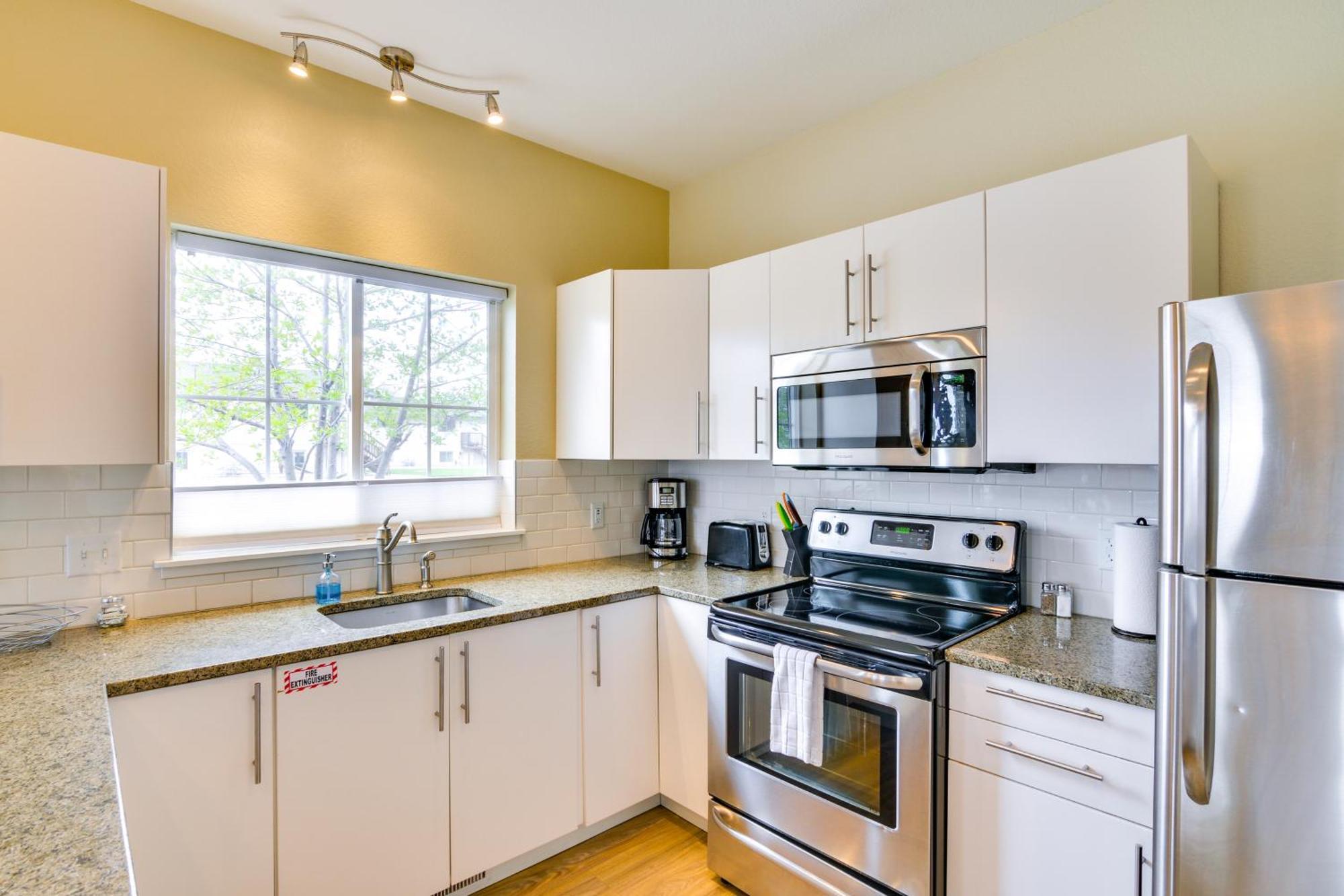 Downtown Buena Vista Condo Walk To River And Cafes! Bagian luar foto